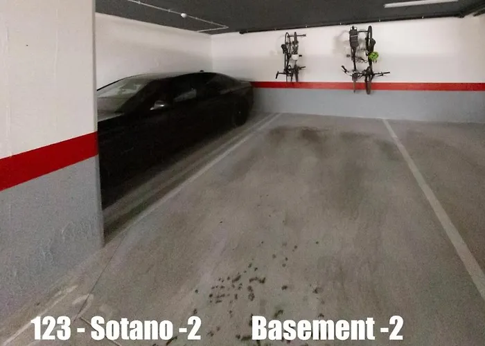 Lovely Centrally Located In Estepona