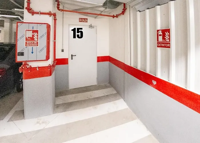 Apartamento Lovely Centrally Located In Estepona