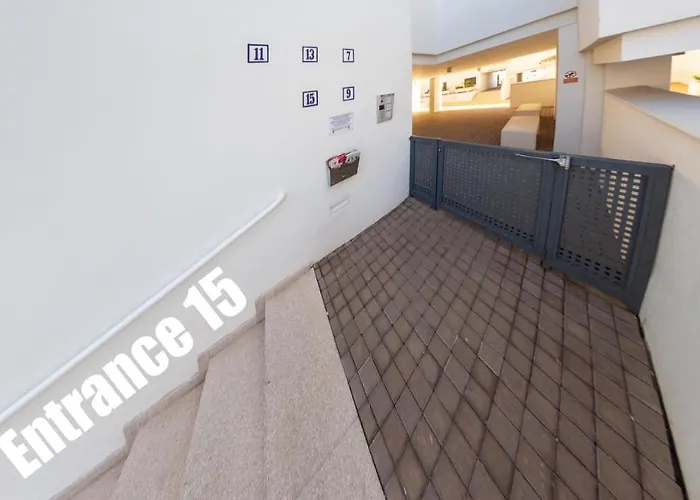 Lovely Centrally Located In Apartamento