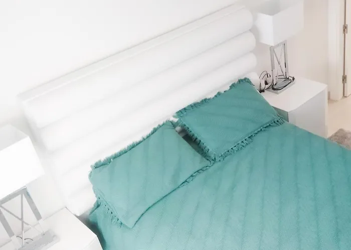 Lovely Centrally Located In Estepona